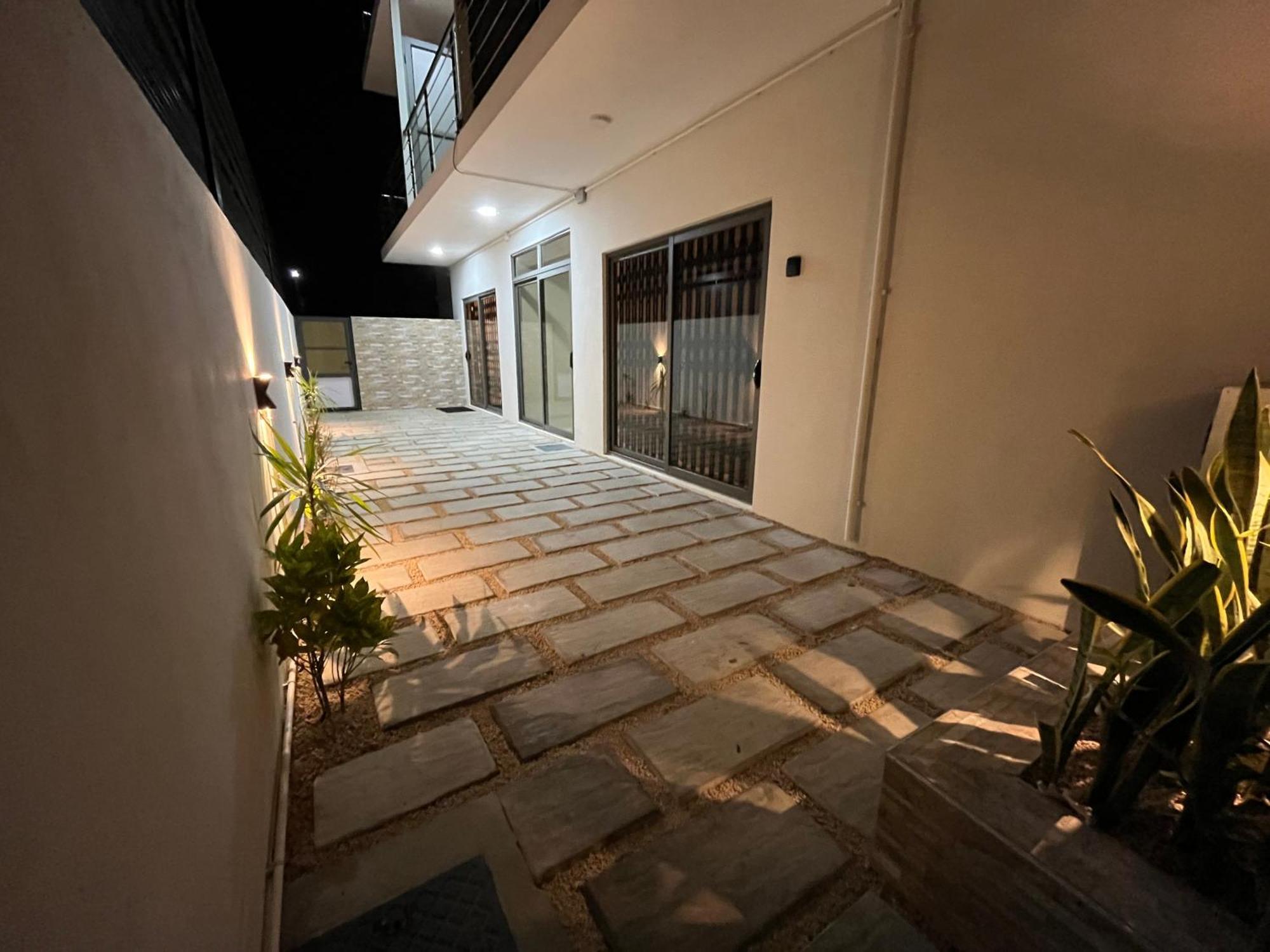 Lamarel Beach House 1 Flic en Flac Exterior foto